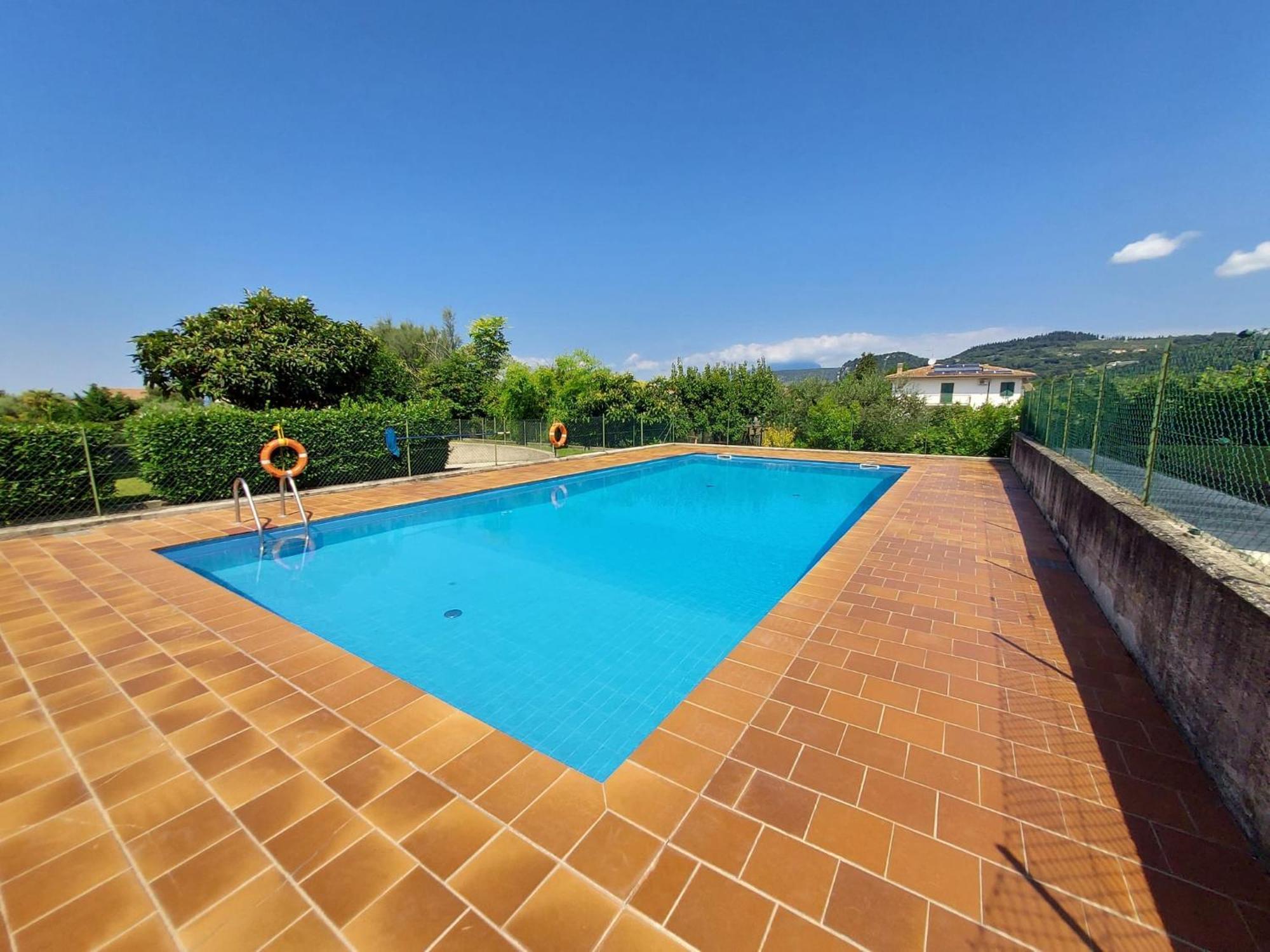 Apartmentsgarda - Residenza Elisabetta 10 巴多利诺 外观 照片